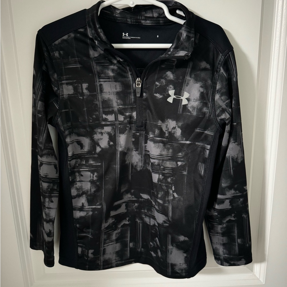 Boys Under Armour Black Size 5 Quarter Zip